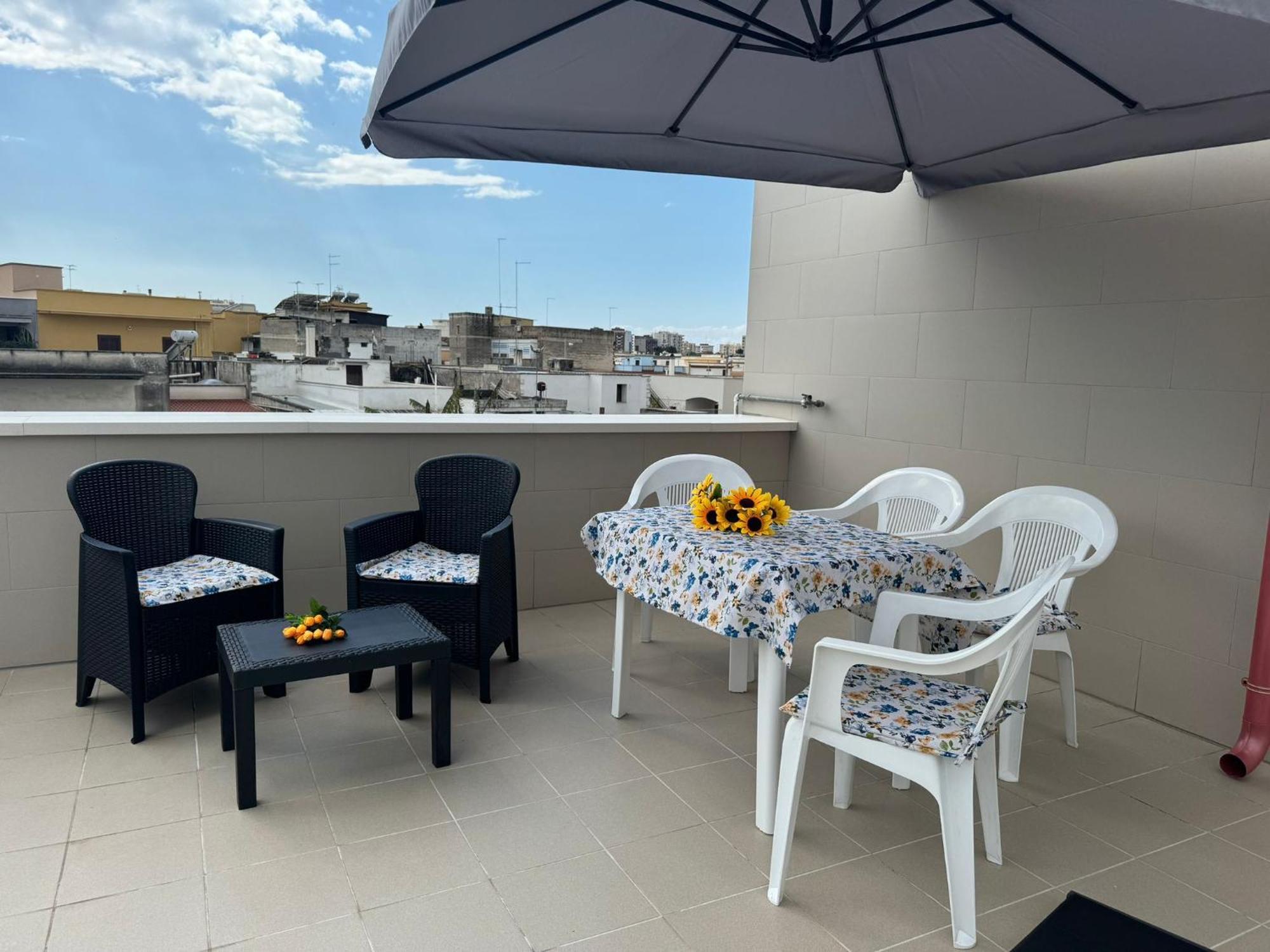 Casa Vacanze La Perla Rara Taranto Eksteriør billede